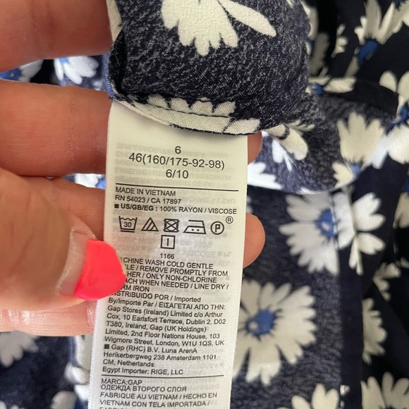 GAP Daisy Button down  V-Neck Mini Sundress - Picture 8 of 8